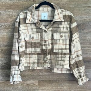 plaid soft tan cropped button up sweater size medium